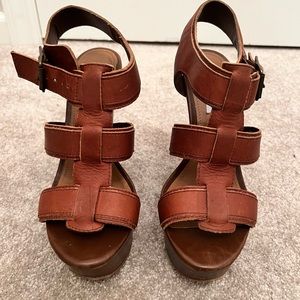 Steve Madden Leather Wedge
